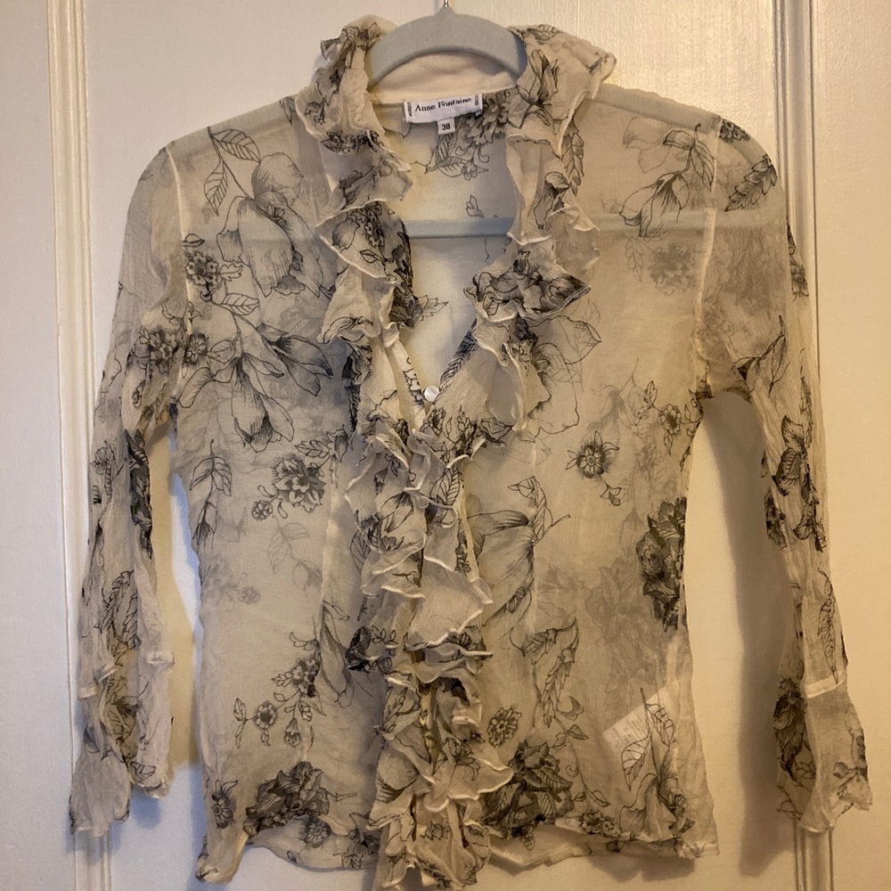 Sheer silk Anne Fontaine blouse, w/flower pattern, size 38 / S; good condition